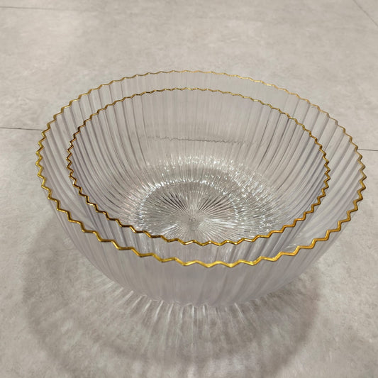 Elegant Acrylic Ribbed Fruit Bowl – Gold-Trimmed Serving Dish