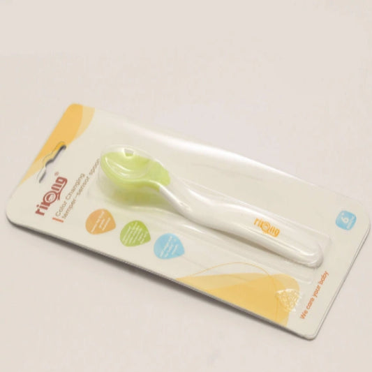 Color-Changing Baby Feeding Spoon – Heat-Sensitive Safety Spoon