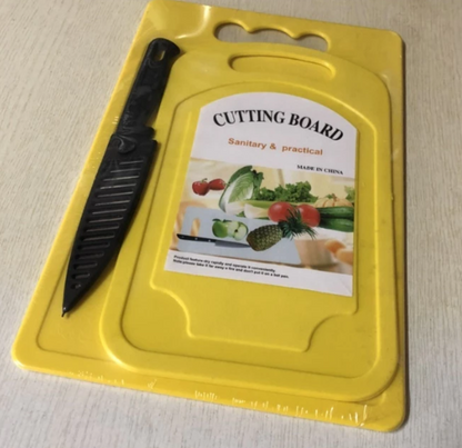 Vegetable Cutting Board with Knife